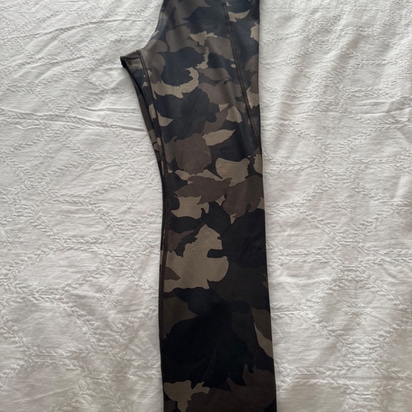 Athleta Camo Leggings - Picture 2 of 5